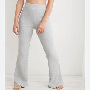 Aerie Waffle Knit High Waisted Flare Legging pants in grey size S